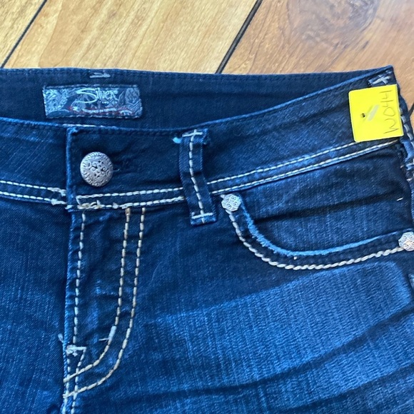 Silver suki jean capris - Picture 3 of 7